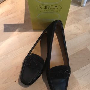 NWT Circa Joan & David leather and suede loafer